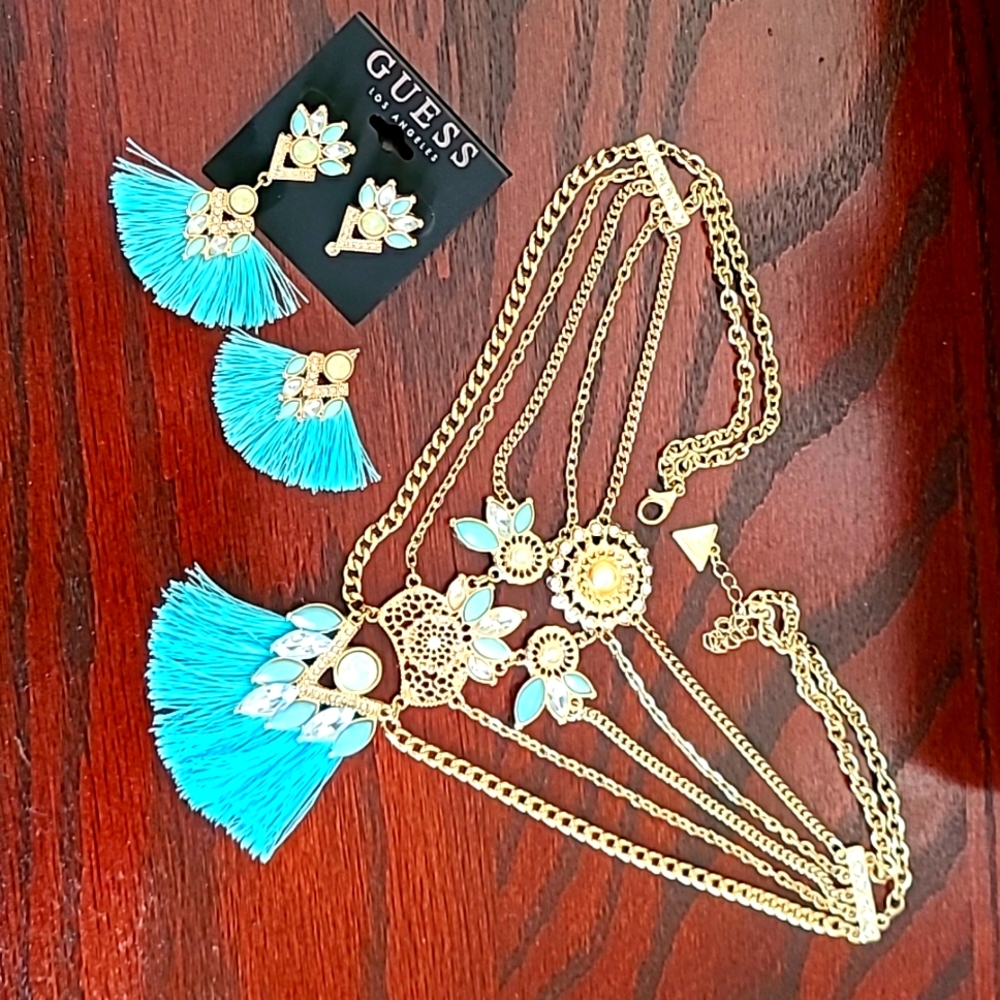 Authentic Guess jewelry set